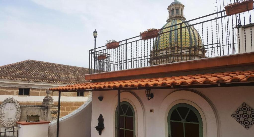 Palazzo Viola Suite Panoramica פלרמו מראה חיצוני תמונה
