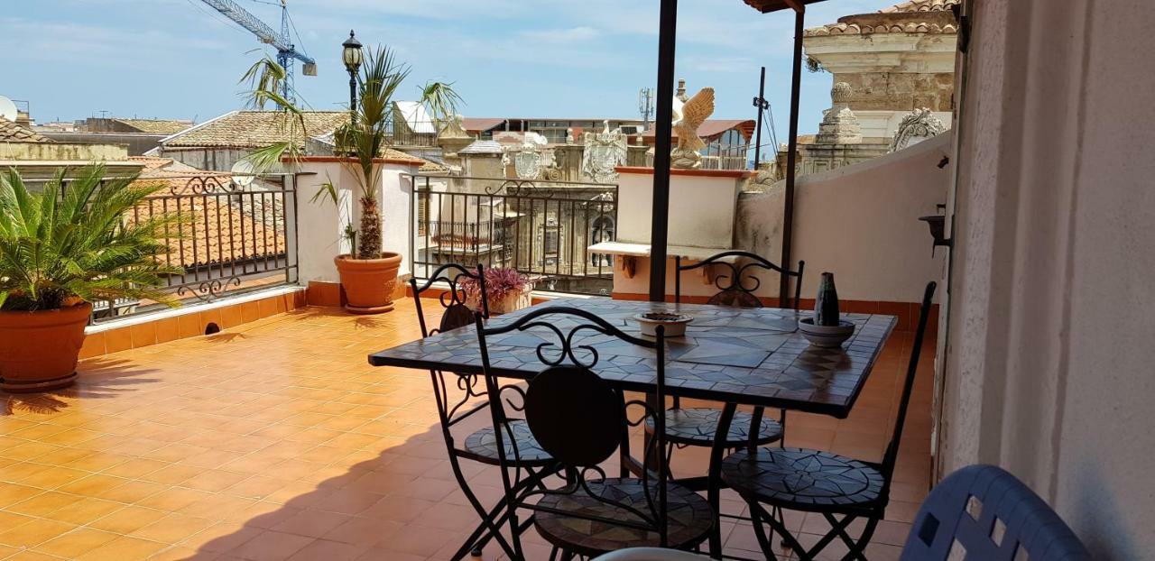 Palazzo Viola Suite Panoramica פלרמו מראה חיצוני תמונה