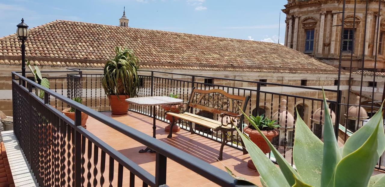 Palazzo Viola Suite Panoramica פלרמו מראה חיצוני תמונה